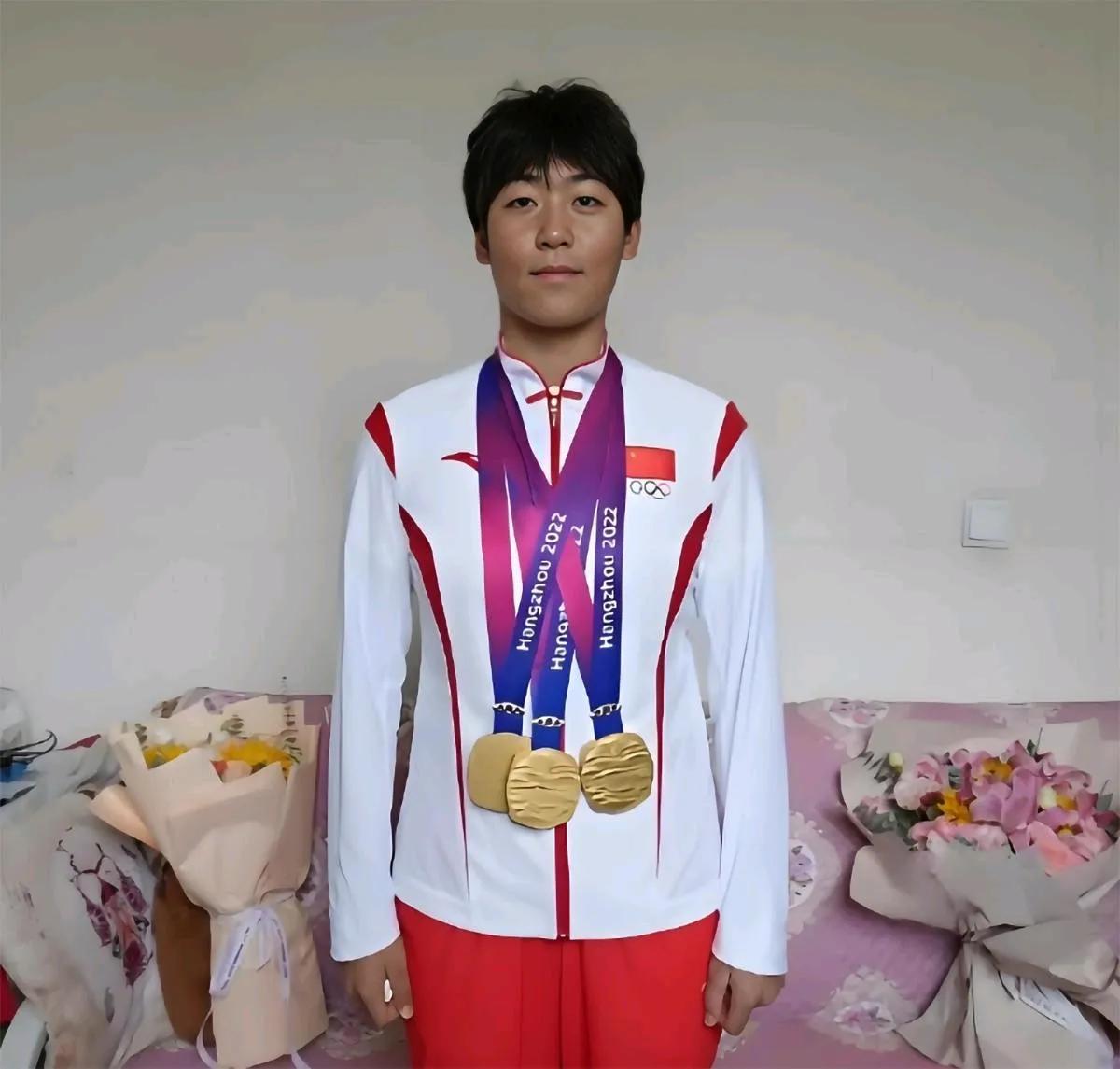 近日，网上关于皮划艇运动员王莉对云南省松茂体育训练基地范某某有关举报闹的沸沸扬扬