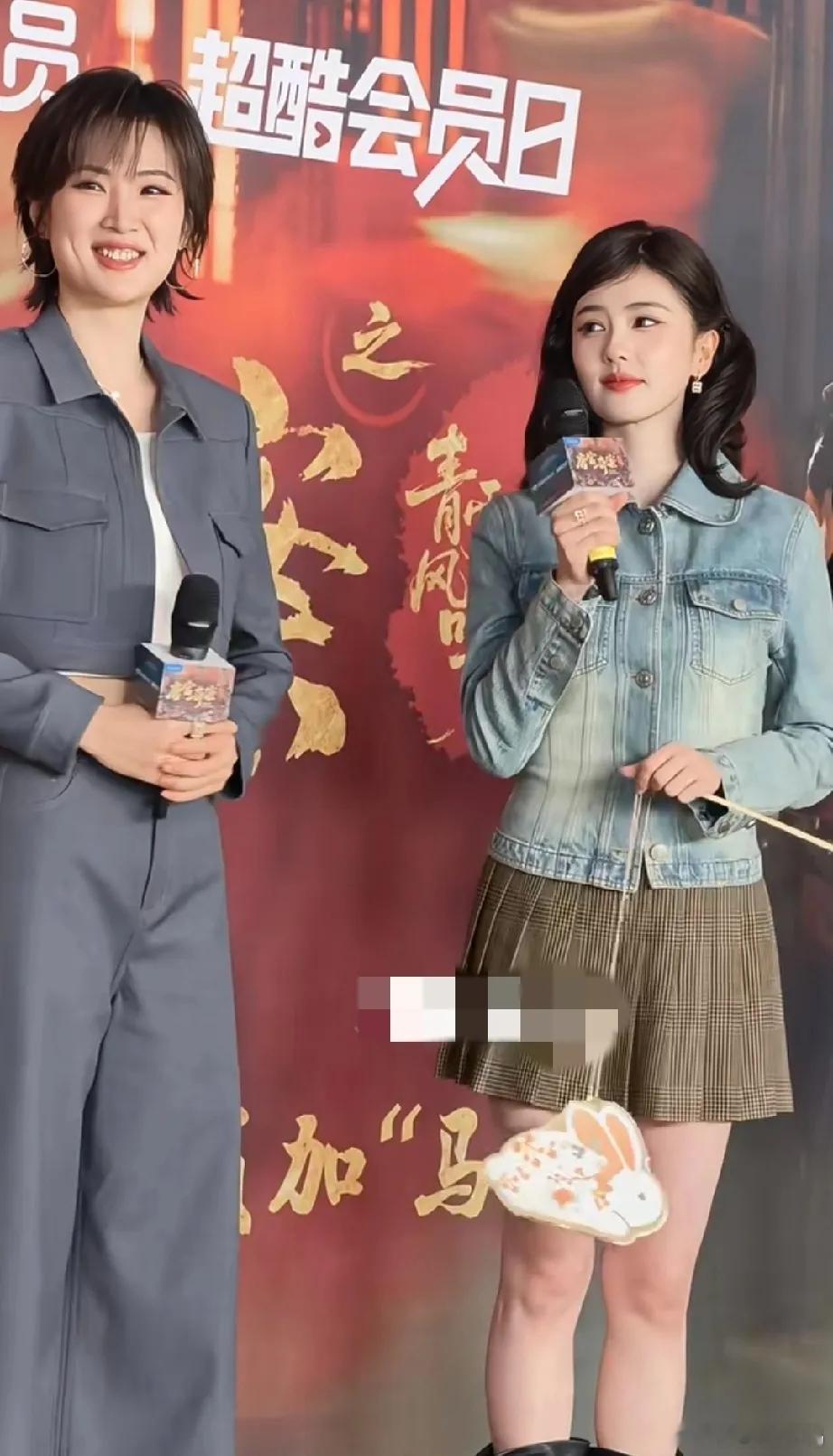 姚安娜这次和白鹿同台宣传新剧，表现真让人意外——本以为她出道时间短、经验不足，多