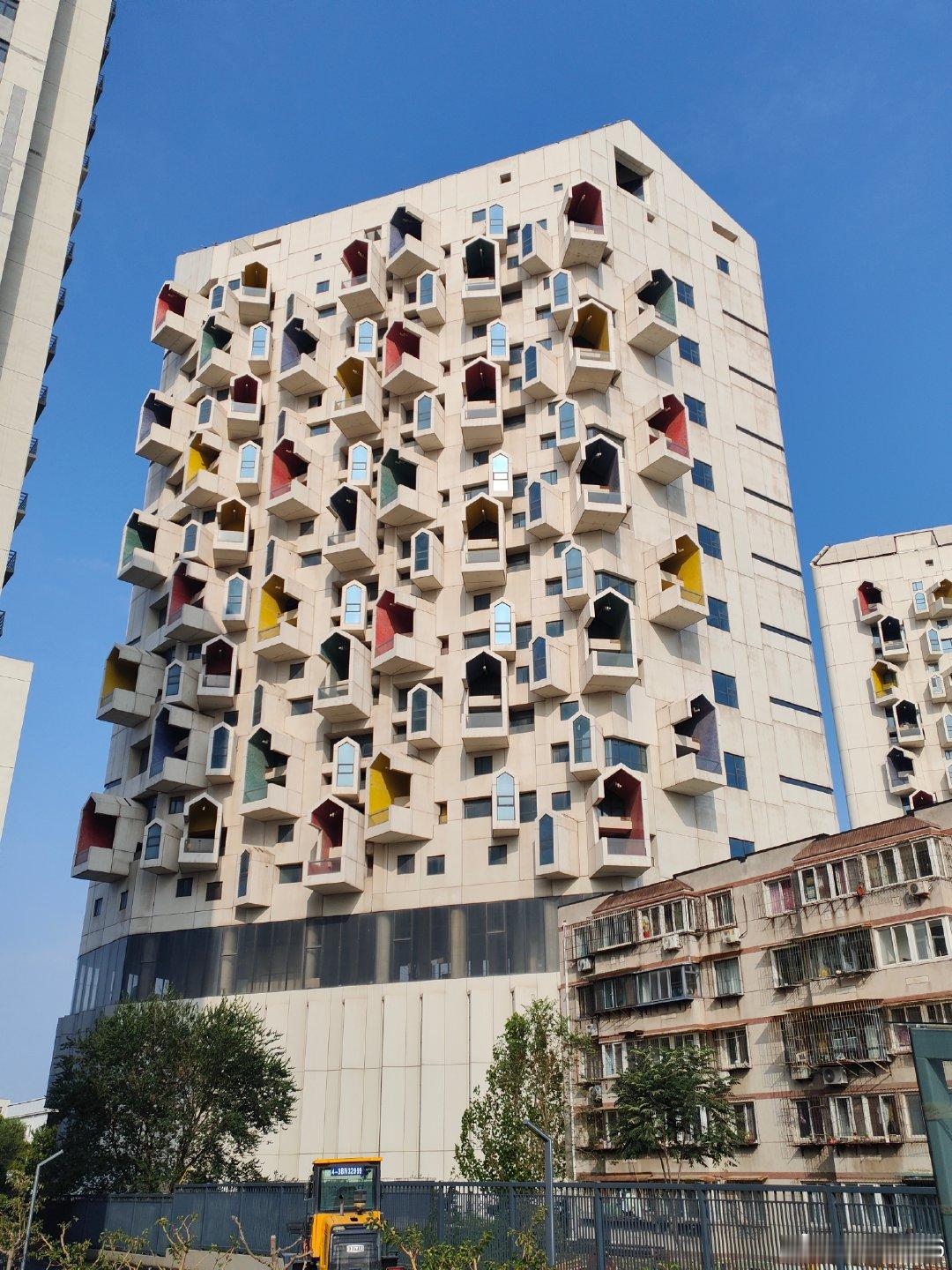 如此美丽的烂尾楼#建筑##建筑设计#​