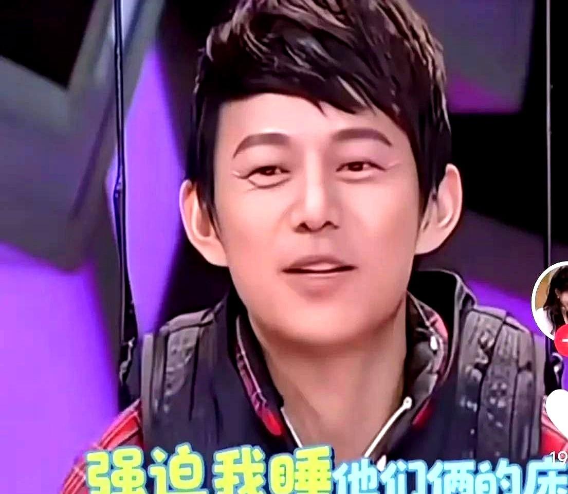 有一种朋友，好到让你想逃跑。说的就是何炅、谢娜和张杰。何炅去他们家，夫妻俩死