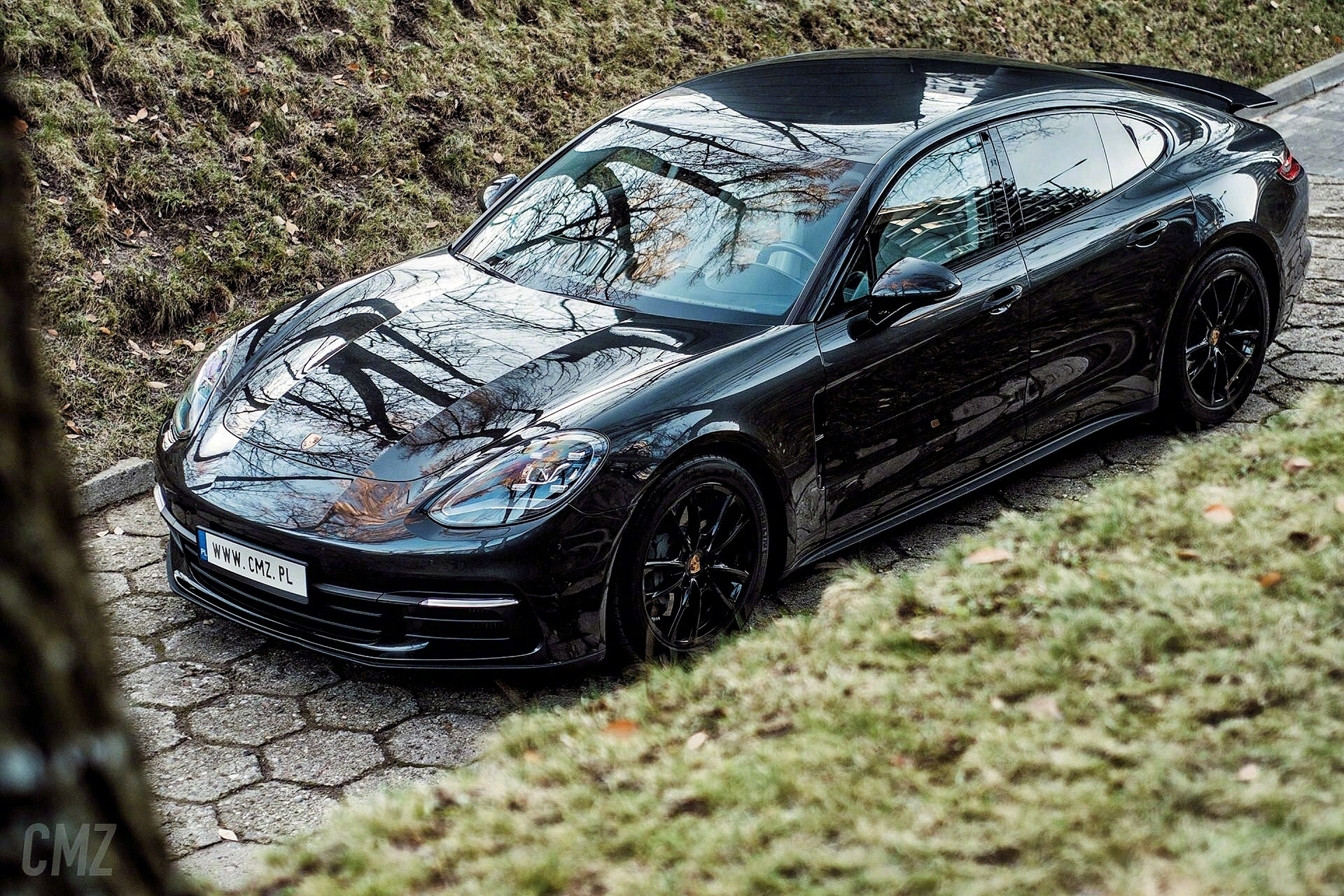 有一种诱惑叫做保时捷Panamera[爱心][爱心][爱心]​​​