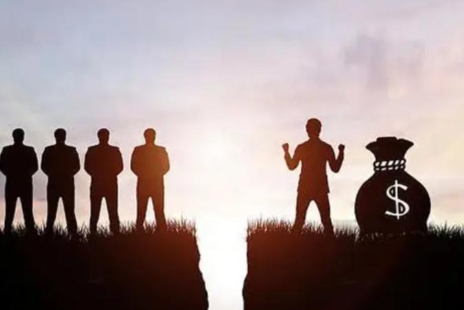 经济危机的根本原因是什么？很多人认为是贫富差距过大。从逻辑上看其实很清晰。危