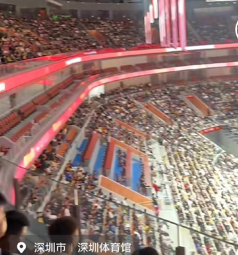 宏远让深圳40亿球馆爆满，崔永熙引爆辽粤大战，CBA球市火上浇油威姆斯还在