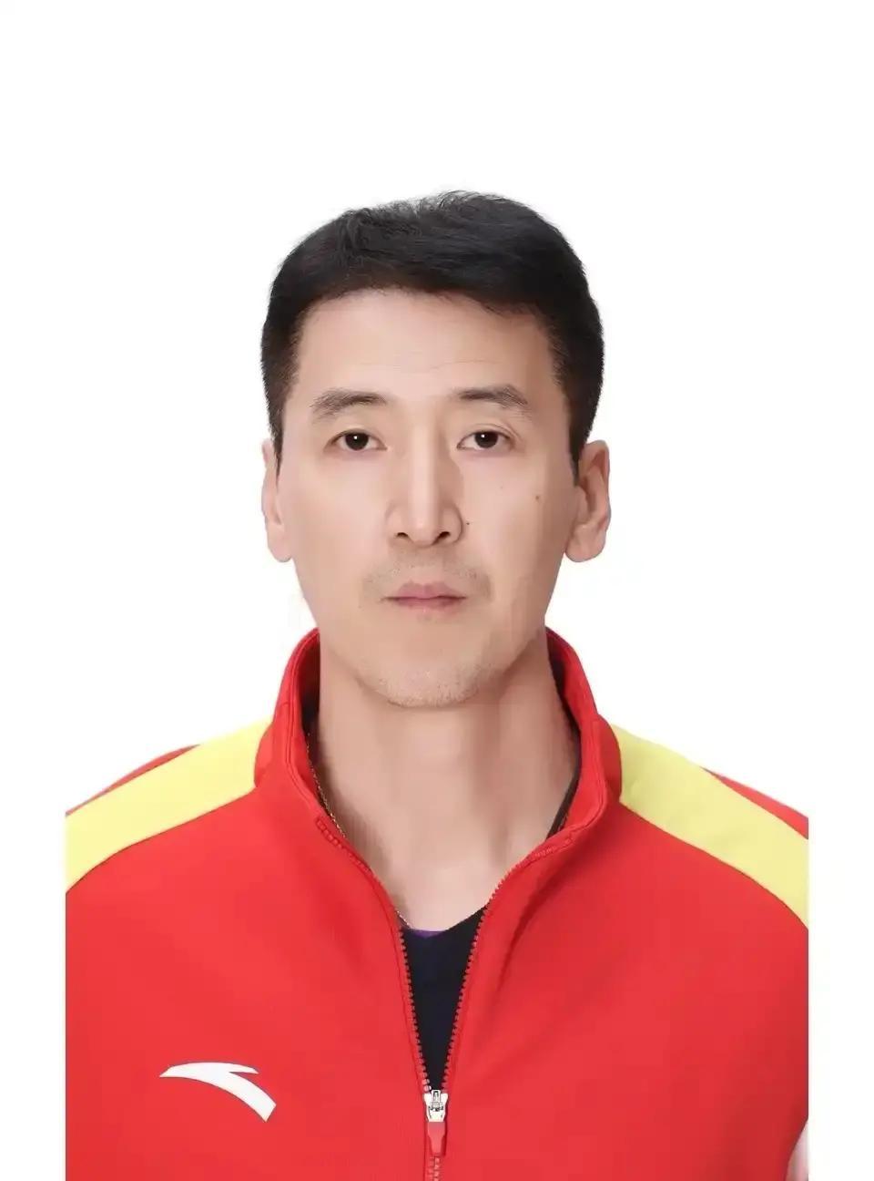 江苏3比2把天津掀翻，爽是爽，但过程像过山车。16岁郭中楠上来就敢打，下手