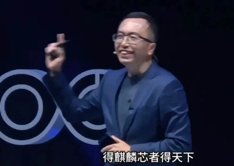 赵明终于露面了，参加了复旦大学的演讲活动。赵明现在处于自由身状态，关于去向，很多