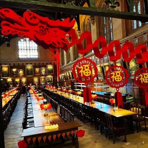 牛津大学的中国学生占比并没有那么高，然而今年已经开始办中国新年的晚宴了。在牛