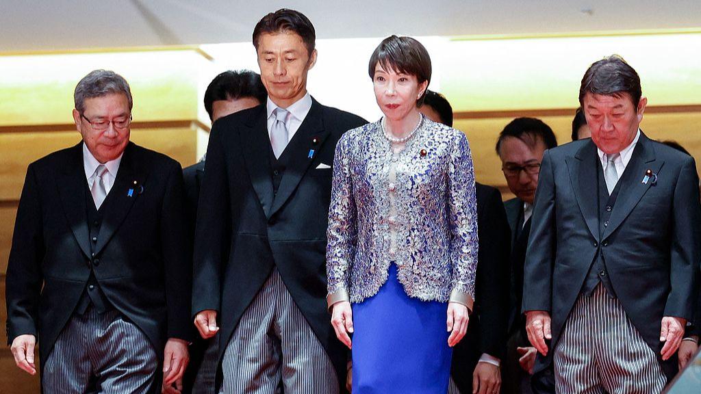 预算翻倍、内阁换血，日本“再军事化”按下加速键？9月18日，央视新闻消息称，