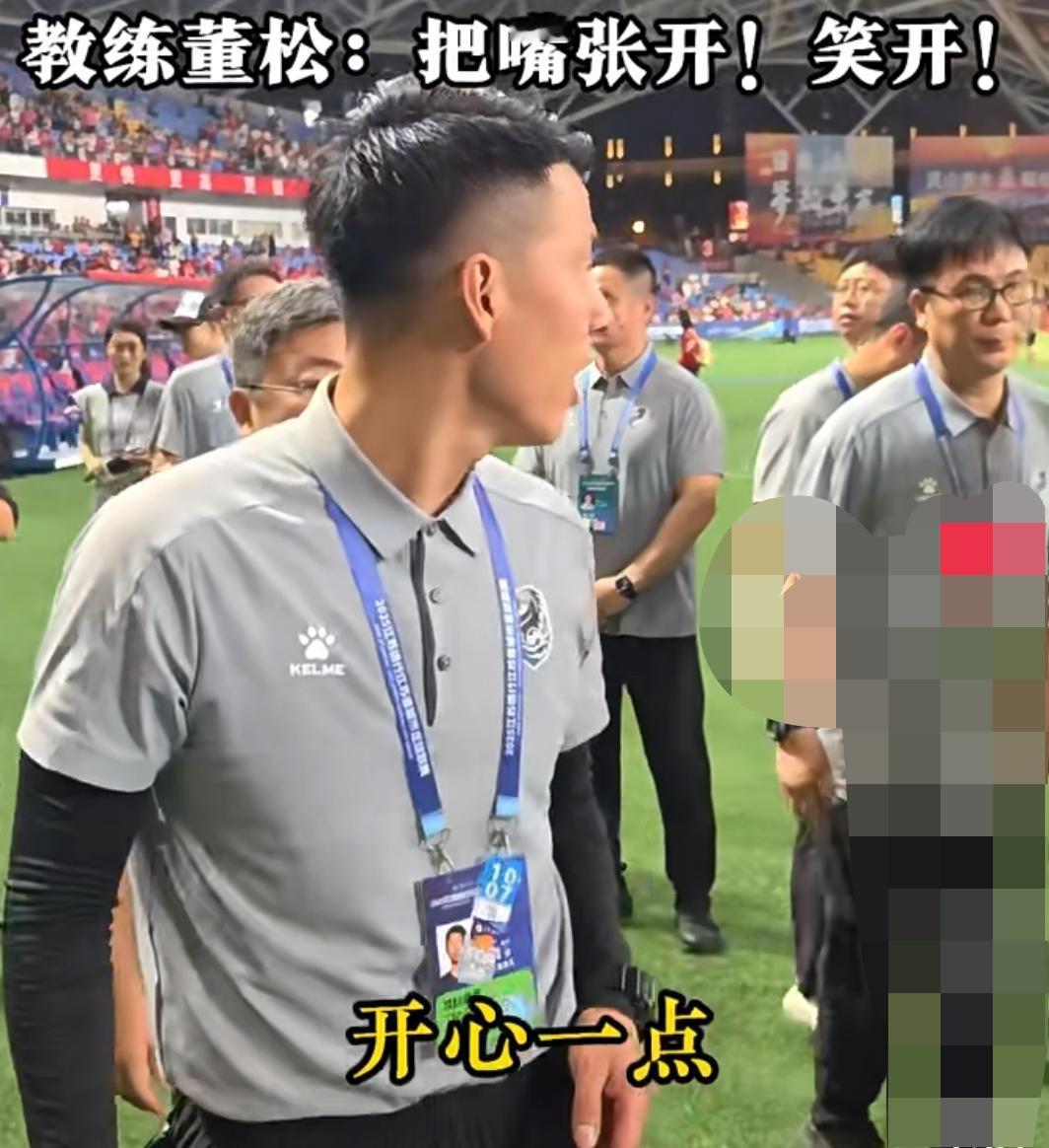淮安队0:5输给南通都没落泪！看到淮安队拼到最后一分钟也没落泪！但是听到董松