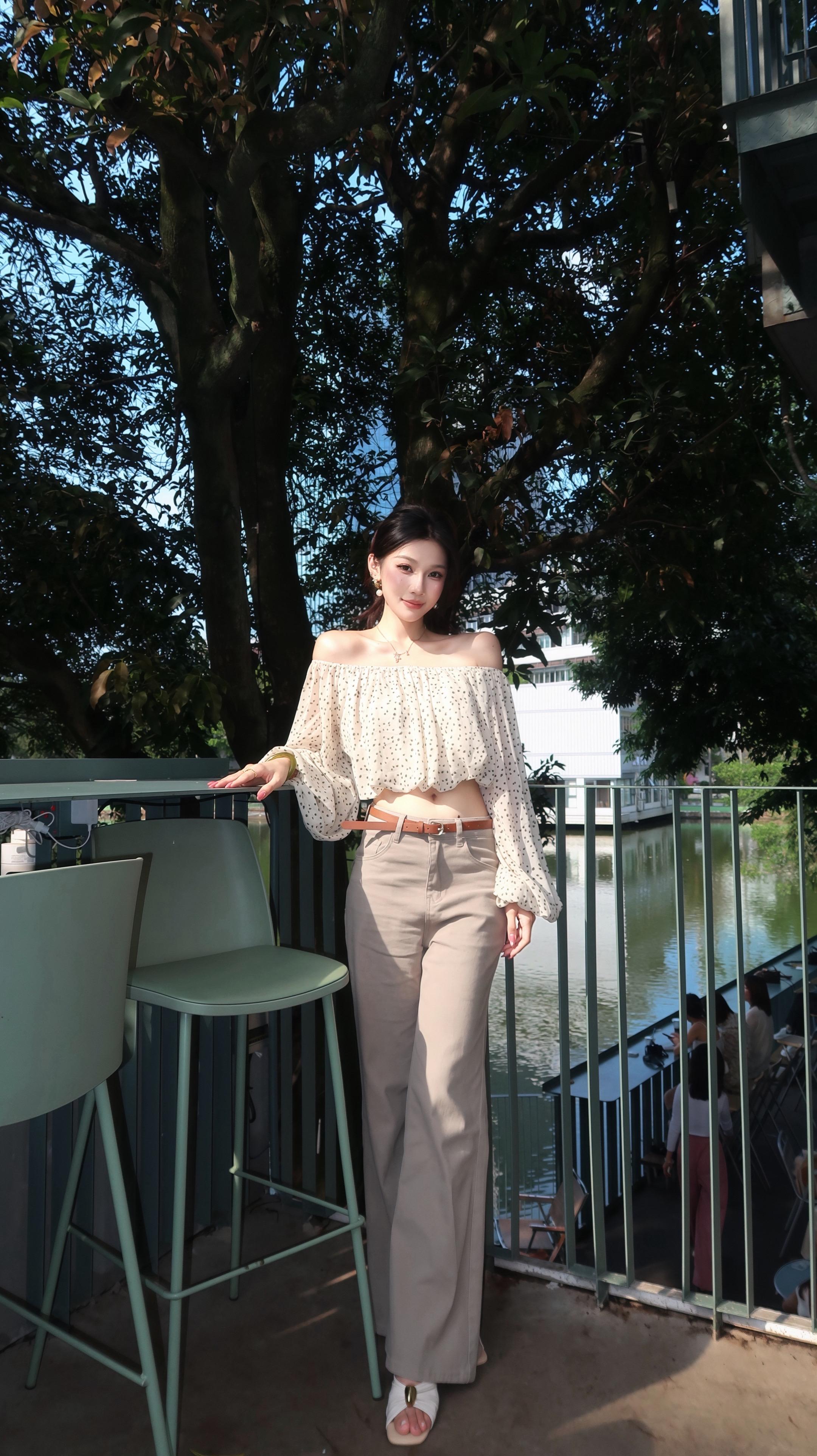 我觉得 还能走得更远 更坚强 更幸福。