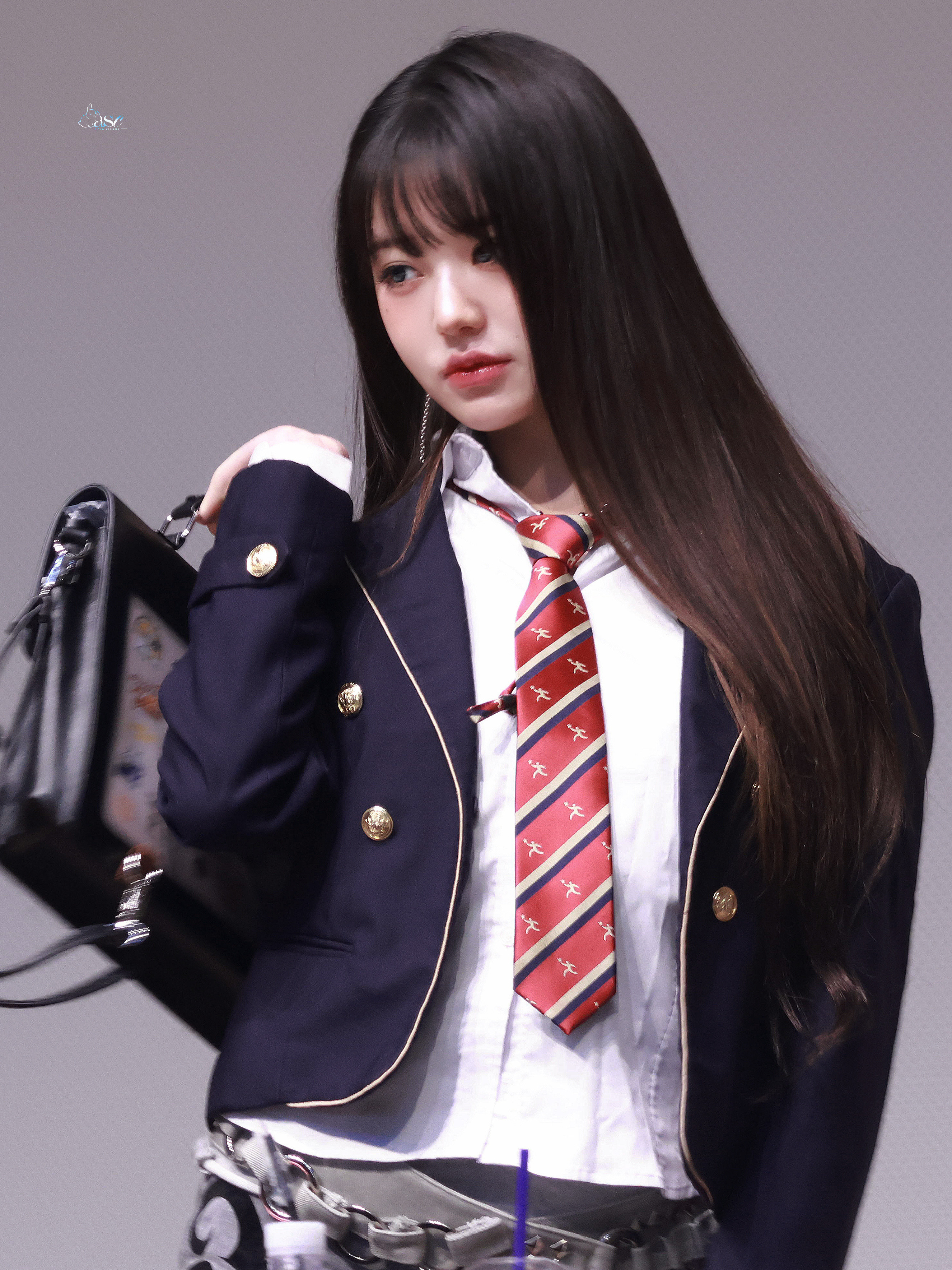 张元英​​​