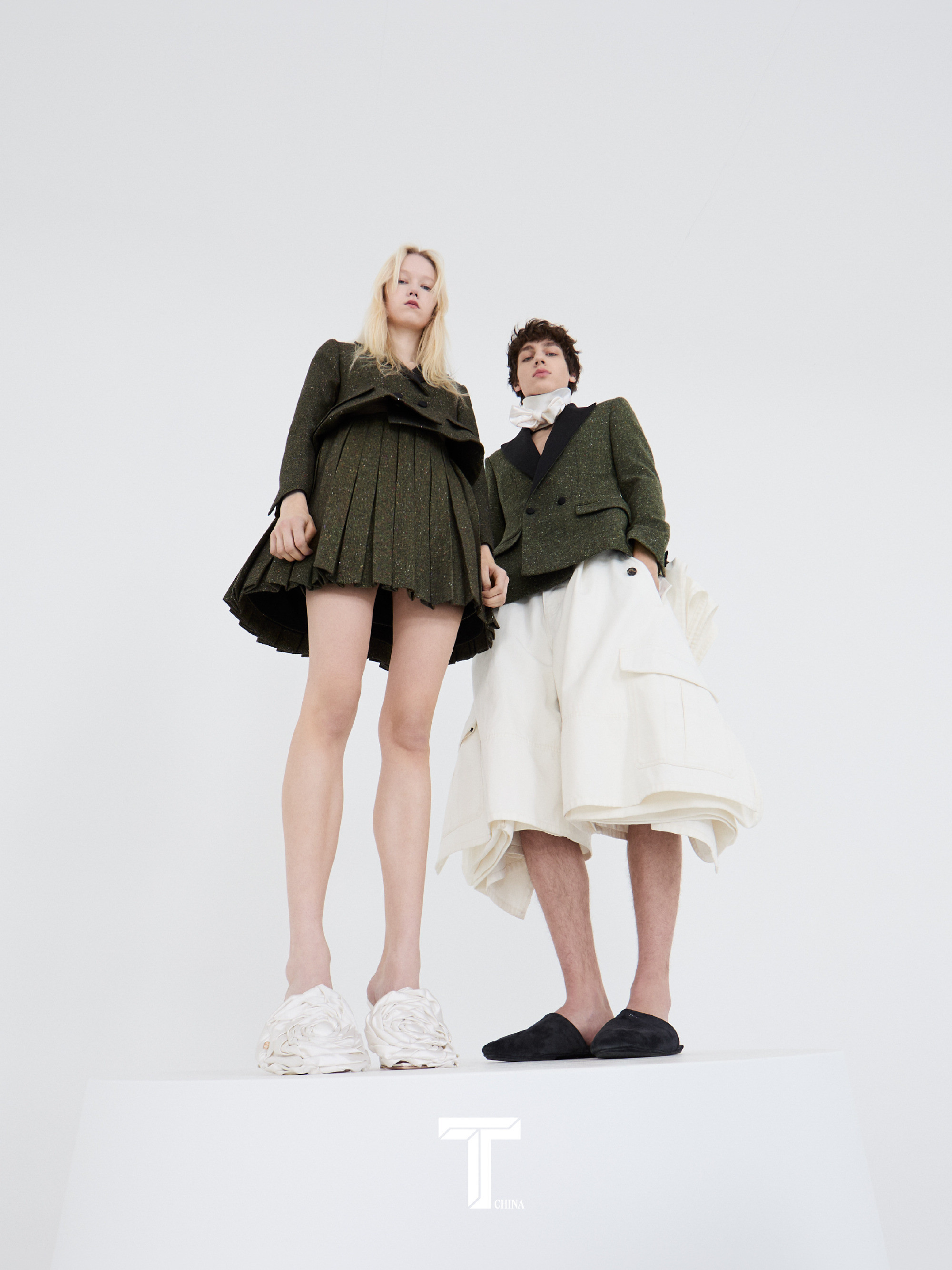 T锦绣三月刊封面在巴黎，两位不满20岁的年轻模特走入了我们的视野——Ma