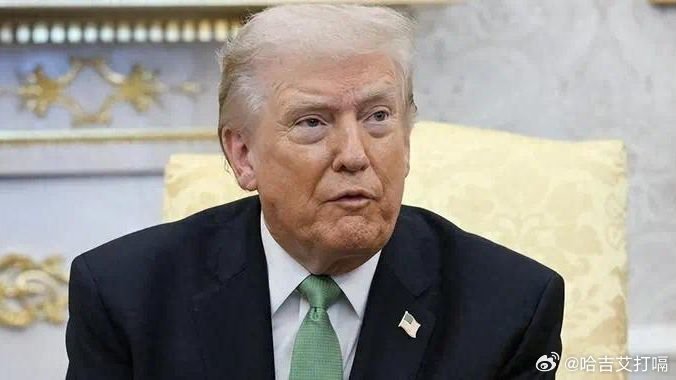 凤凰新闻【特朗普深夜破防，美军孤立无援时，中国双轨介入，背后信号有深意】特朗普这