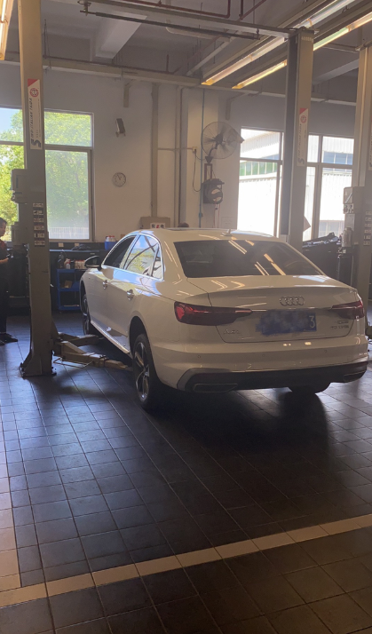 “千万不要买奥迪a4L”奥迪a4L有通病也有我这种天选之子，4s店售后目前的结