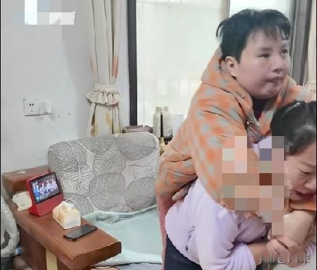 河南卫辉一儿媳5年前意外出车祸，医生说只有1%的希望，但婆婆仍坚持要救回儿媳，只