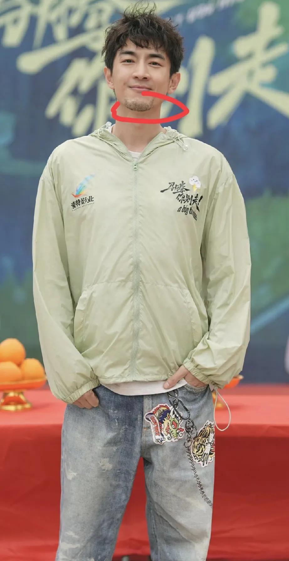 林更新是我见过最有松弛感的男明星真的是不想当偶像派了一点偶像包袱都没有，难怪