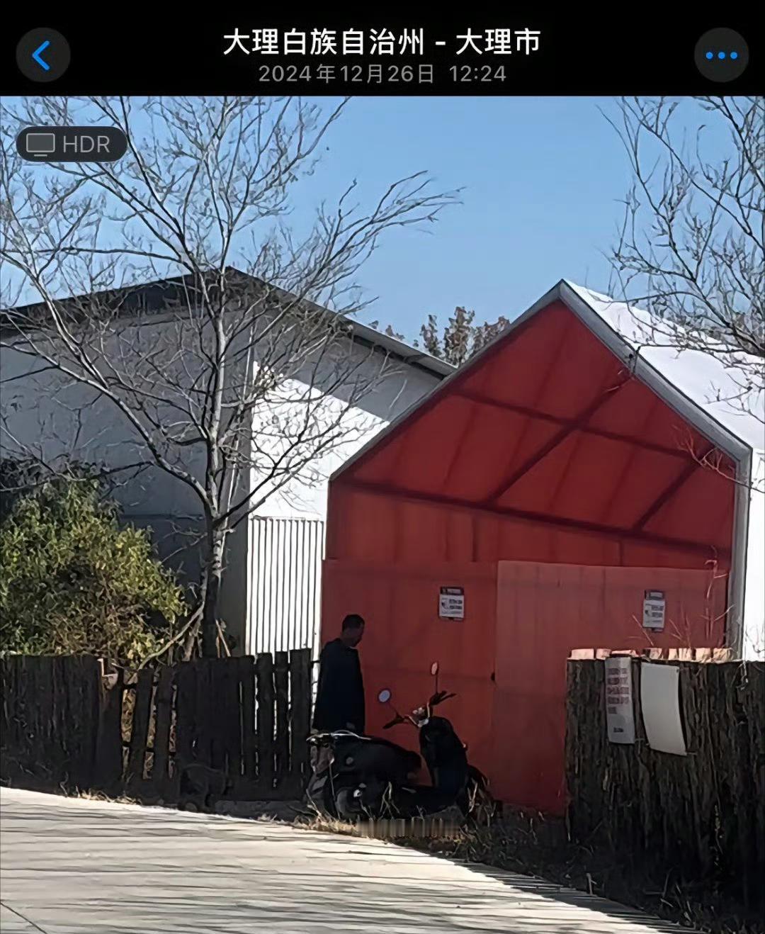 “野人小孩”事件舆论发酵已经好多天了，如今越来越多的网友爆料！有一网友说去年