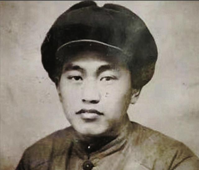 上甘岭战役中，志愿军缴获大量美军罐头，撬开一看，装的却都是粪便，美军羞怒说：着要