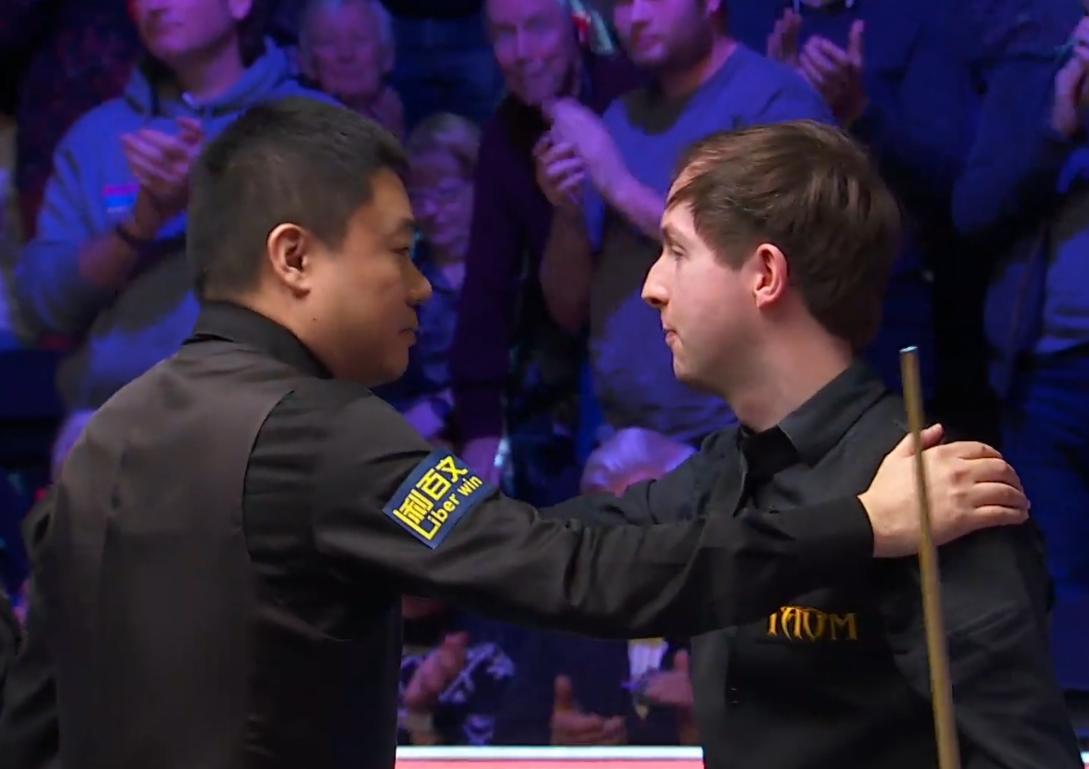 昨晚进行的斯诺克英锦赛一场1/8决赛焦点战，丁俊晖对阵“克星”苏格兰选手唐纳森，