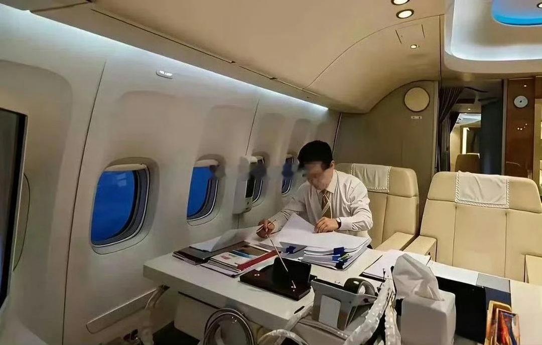 原来有钱人坐飞机是这样的吗？