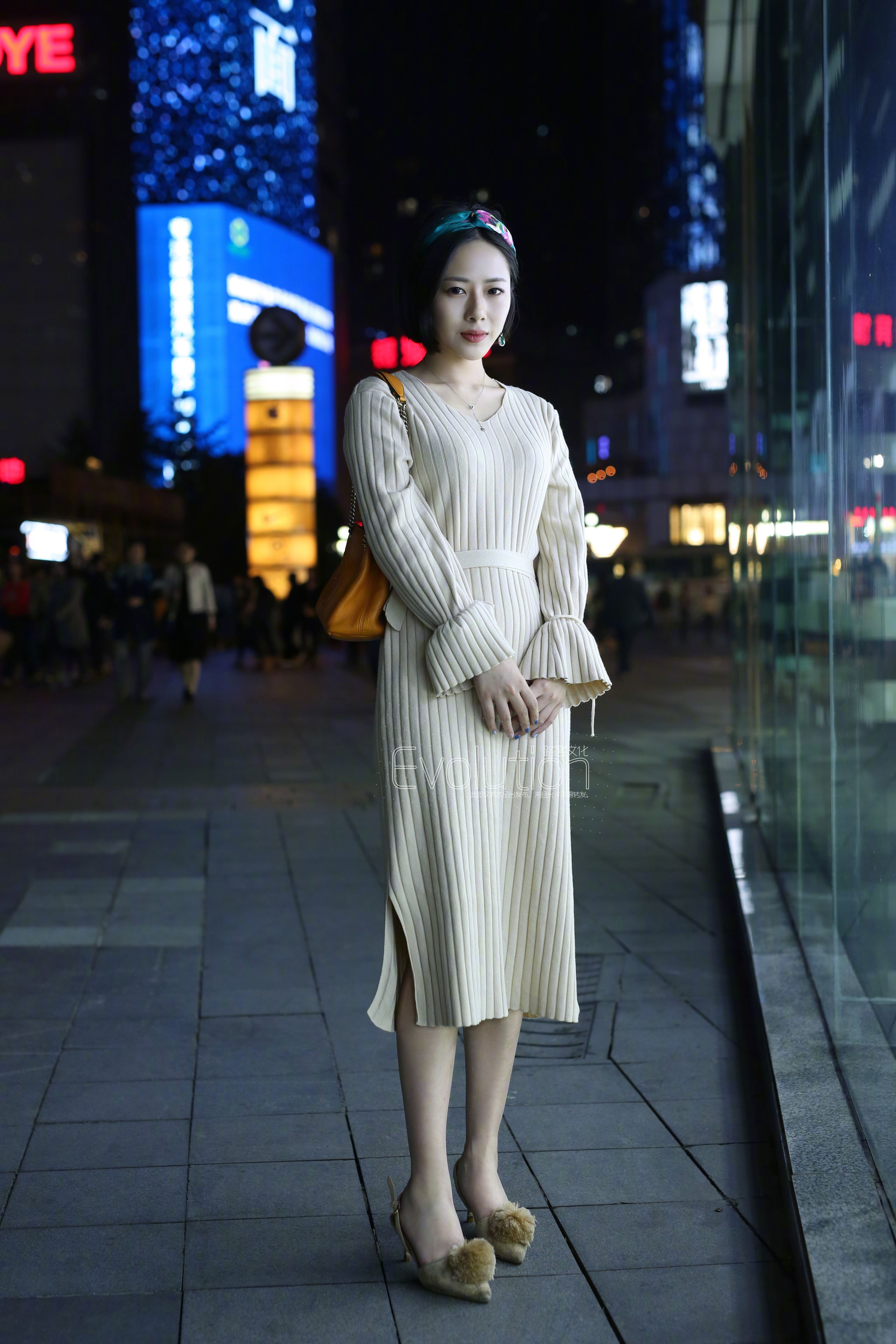 晚八点各位吃完晚饭怎么消遣啊？​​​