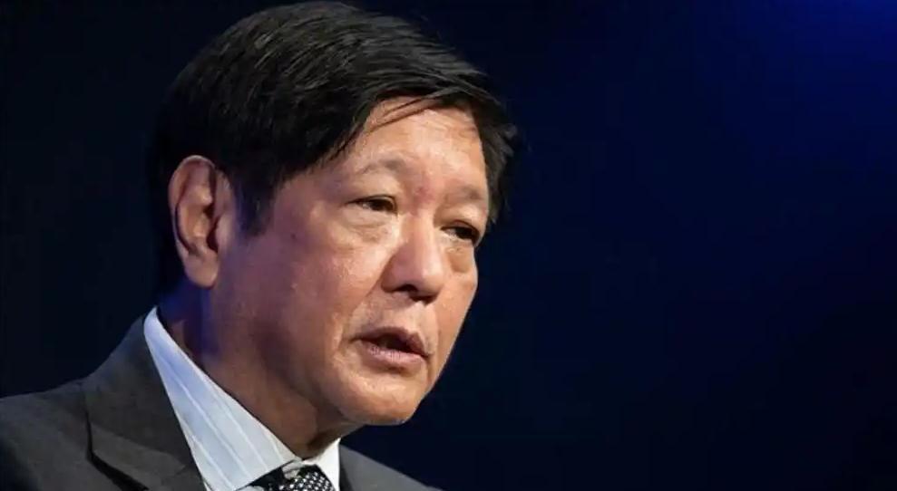 菲律宾这操作，把“两面三刀”玩出了新高度！总统府刚放话要跟中国对着干，不到