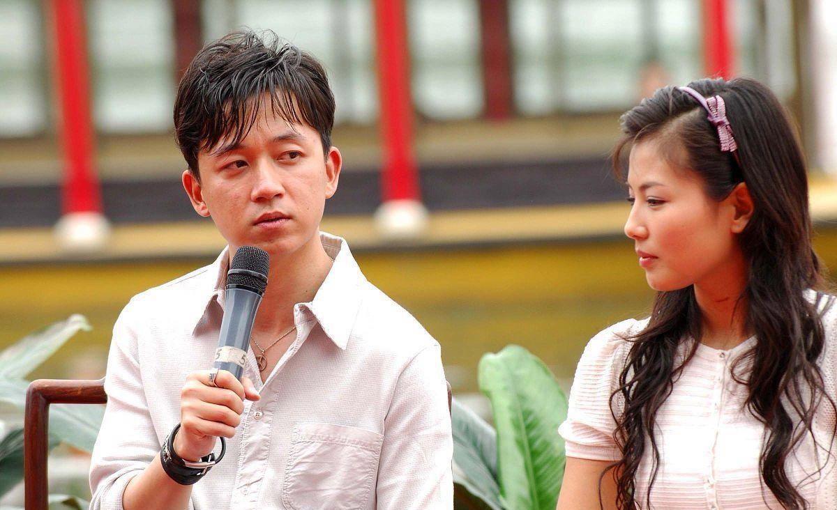 潘粤明：刘涛，你演的白素贞也太委屈了，被这疯和尚欺负成那样。刘涛：潘粤明，你