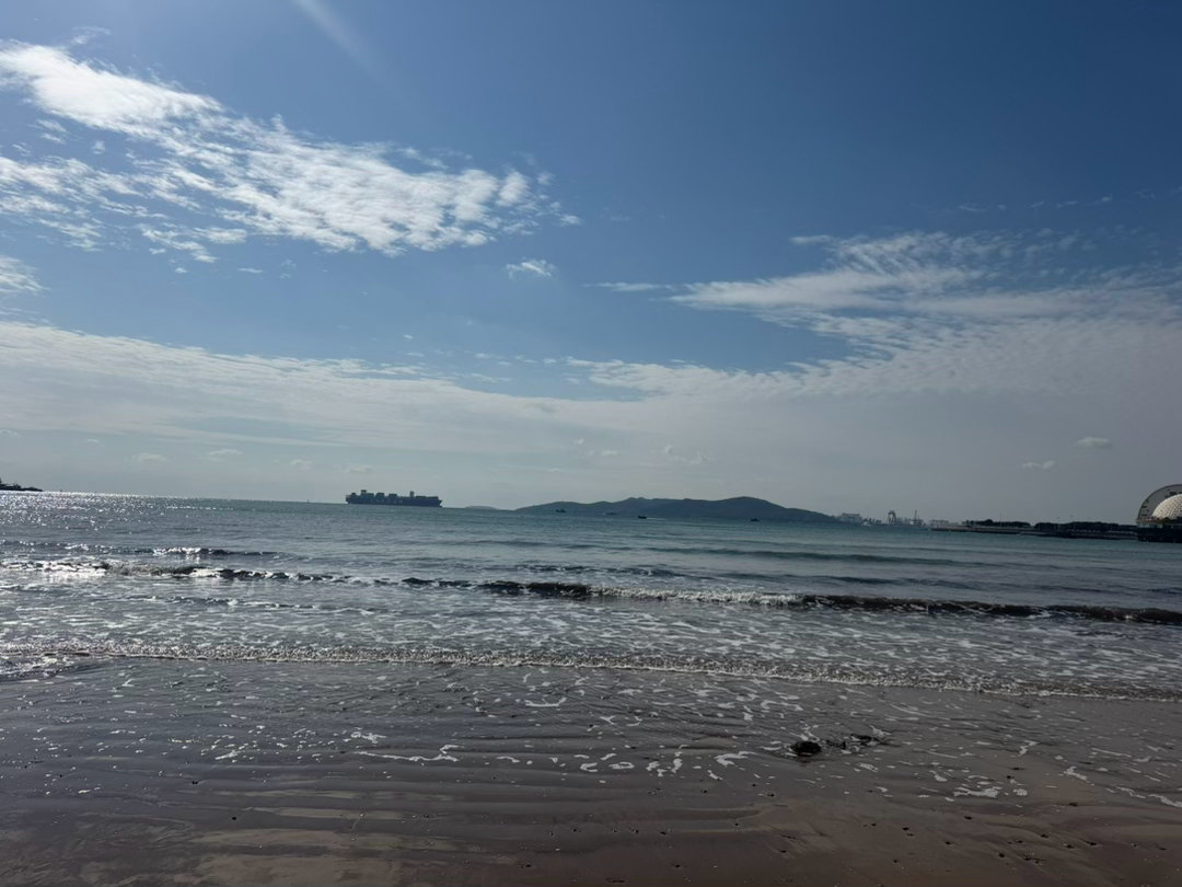 微小说大赛入职第三年，我遇上了最棘手的项目，连续加班一周，方案改了八版，依旧被领