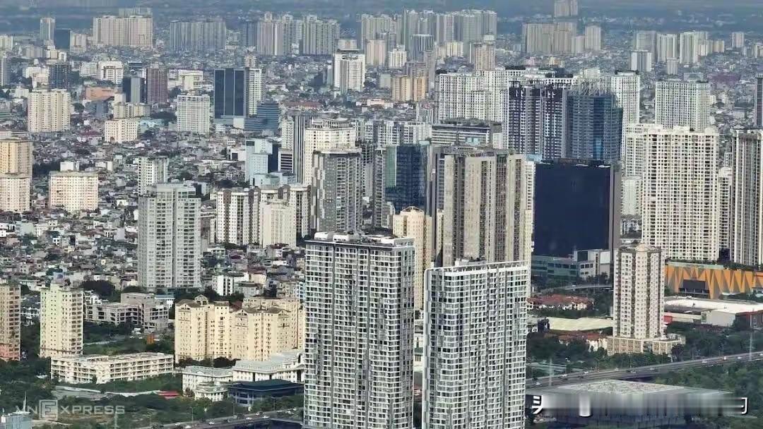 看到个扎心话题：假如没有车贷房贷，还有二三十万存款，到底啥感觉？朋友突然问我