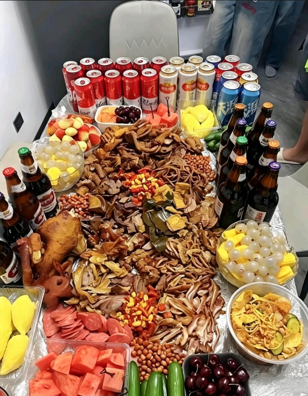如果说这两家同时请你吃饭，你会去哪家？