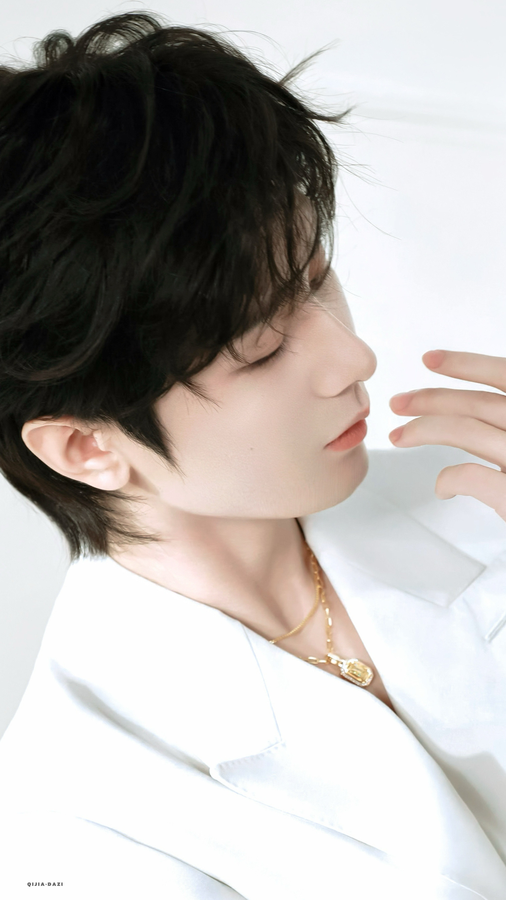 白月光成毅·六福珠宝成毅