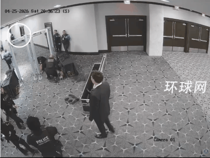 白宫枪击案，高清监控曝光！有一个美国特勤人员，对面都是队友，他竟然直接拔枪连