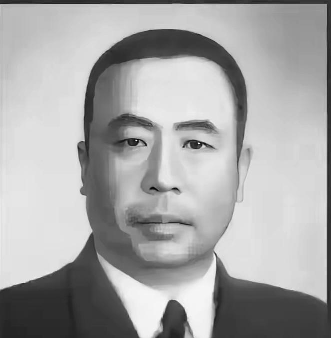 1949年，台北，陈宝仓把老婆孩子哄上香港的船，嘴上说“很快来”，其实心里明白是
