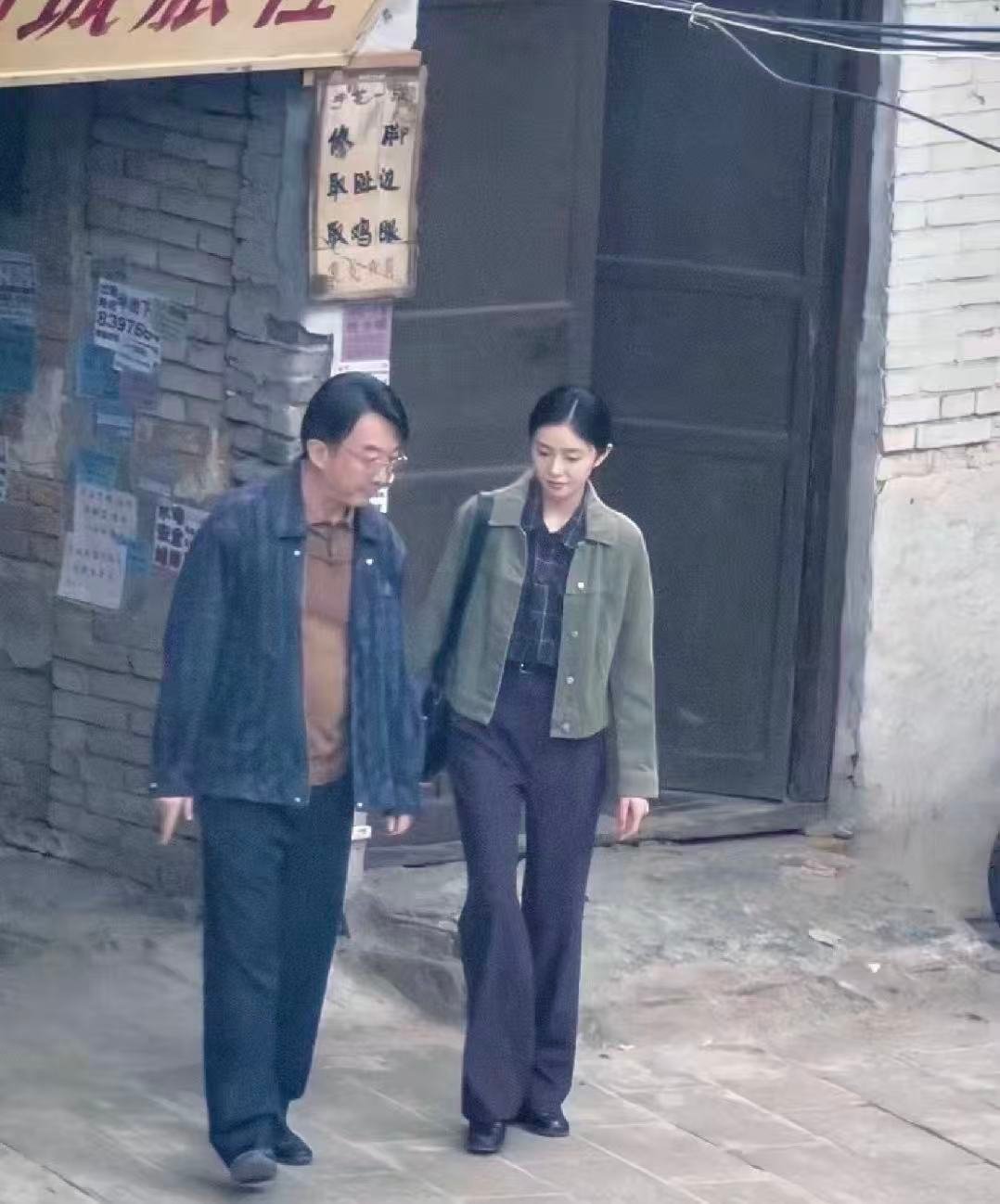 刘浩存没敢认烧火丫头是刘浩存灰扑扑的造型极具反差感，褪去精致包装完全贴合人物设