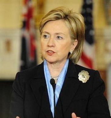 民主党最大的失误其实是2008年推了奥巴马，而不是希拉里，如果推的是希拉里，后面