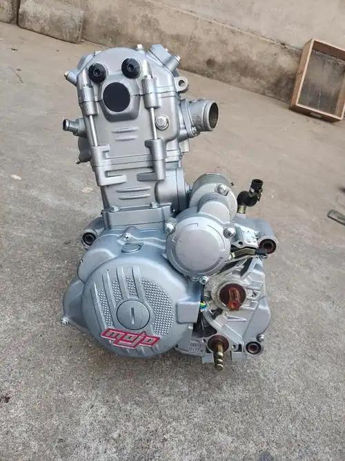 摩托车发动机能实现“上天增值”，本质是其核心特性与新兴航空需求的完美契合。这类发