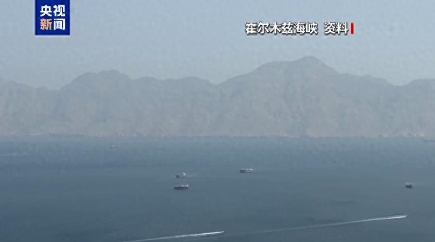 60天大限到期，特朗普第一句话是：敢挡路就炸了阿曼60天谈判窗口刚到期，特朗普