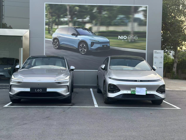 小鹏G6，乐道L60二选一静态对比我的意见1，空间和座椅舒适性，G6前后排均