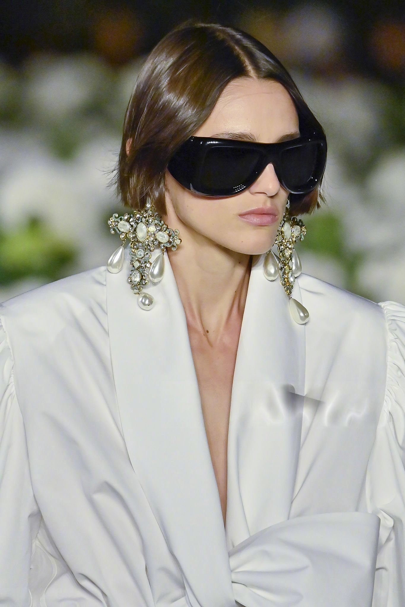 SAINTLAURENT2026夏季女装系列珠宝巴黎时装周​​​