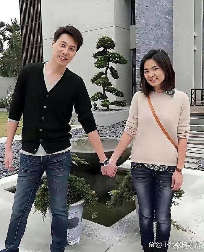 现在才知道，他俩居然是两口子，老公比明星还漂亮