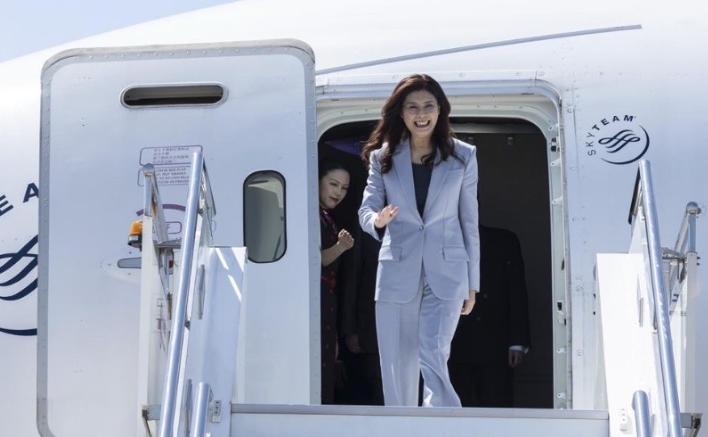 很多人都没发现，郑丽文这几天变了，尤其是从8号下午开始。时间过得真快，算下