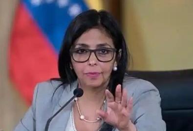 委内瑞拉的反应太快了，前脚马杜罗刚被美国抓走，后脚号称委内瑞拉的铁娘子德尔西就走