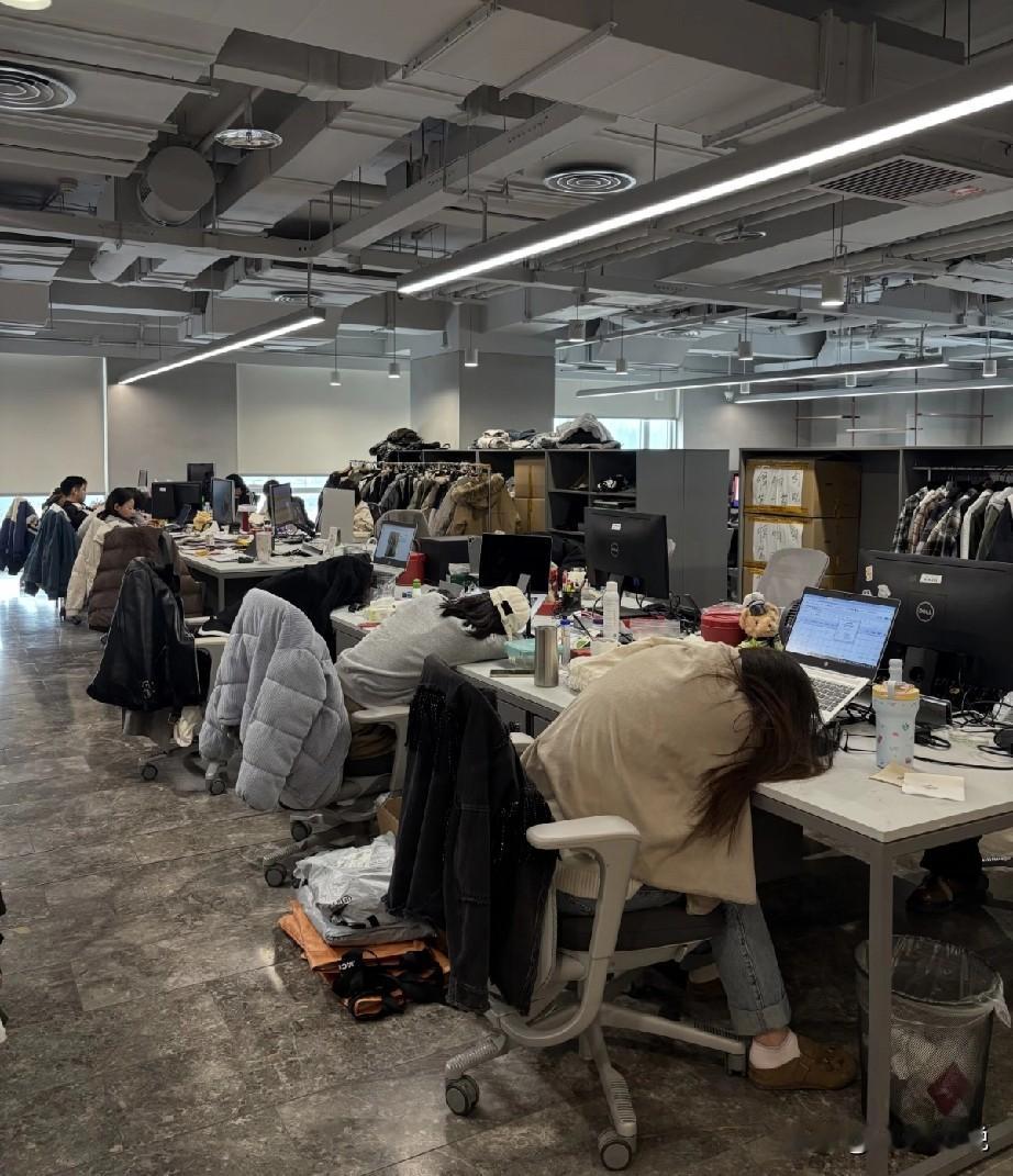 应聘个职位面试通过了，hr却说入职后有一个试岗期，这样的公司要不要去?作为一个只