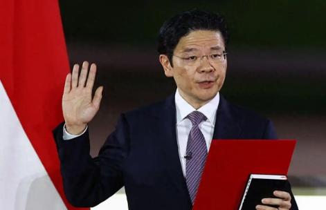 新加坡现在估计后悔了，他们后悔的不是推英语，也不是压方言，而是没想到中国崛起这么