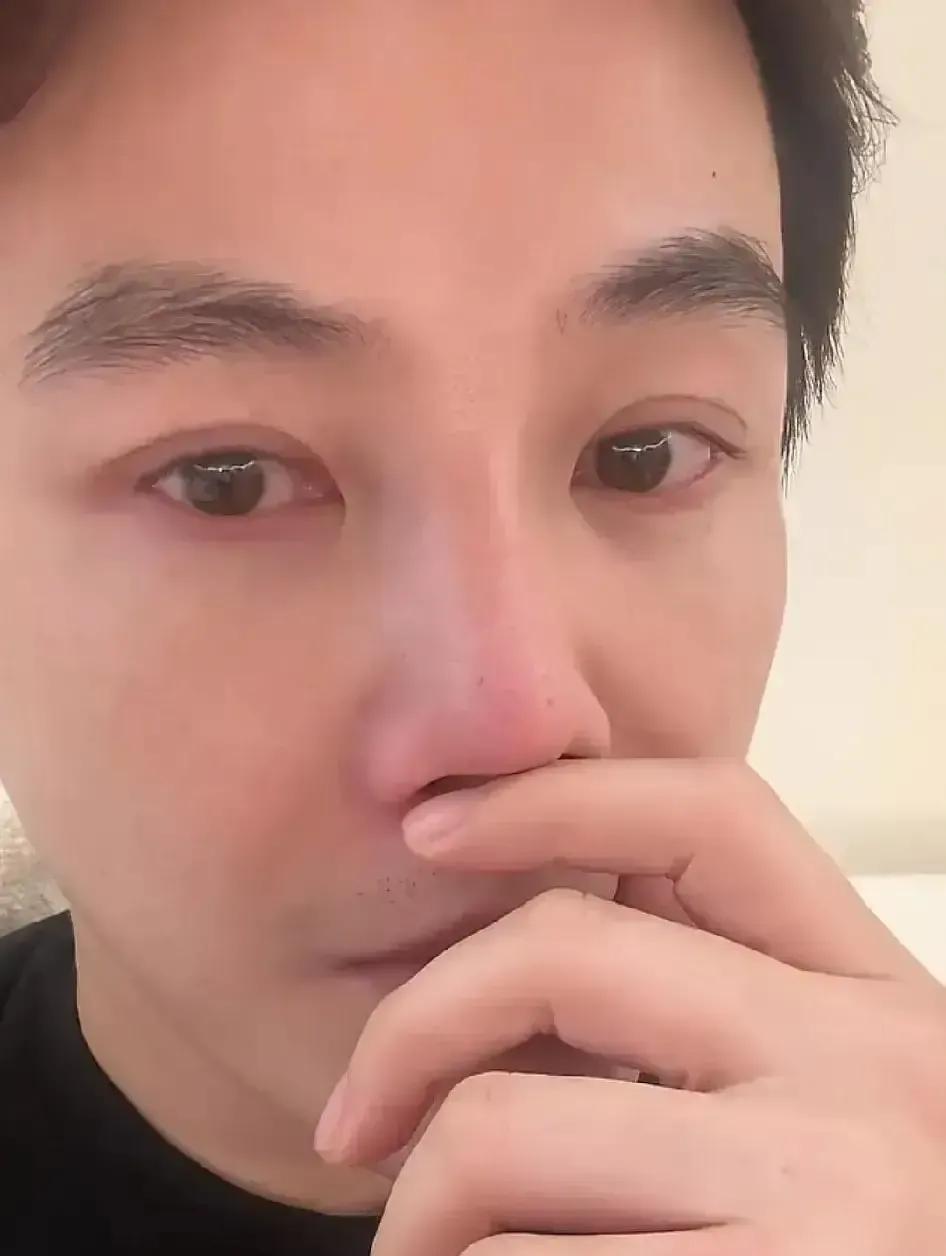 孙坚发视频哭着说替弟弟还了200万，还给继父掏了心脏支架钱，结果亲妈眼里只有小儿