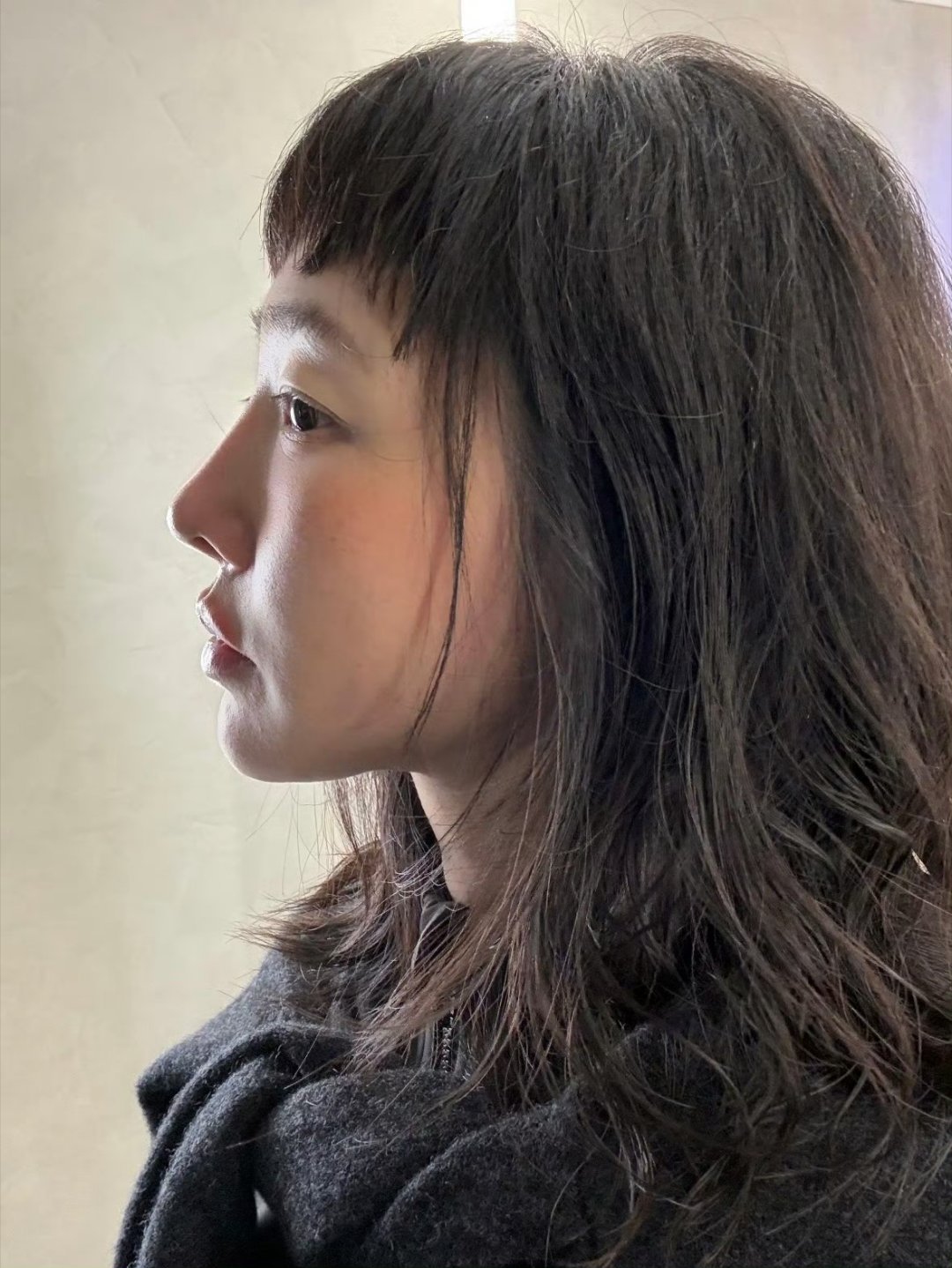 白百何剪了狗啃刘海，姐居然hold住了这个发型[点赞]真的好美好日系[比