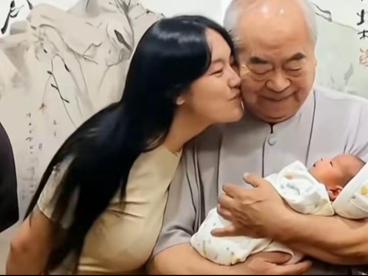 范曾官宣后才一天网上反应巨大，现在最头疼的人，可能还不是她的女儿和继子，而是