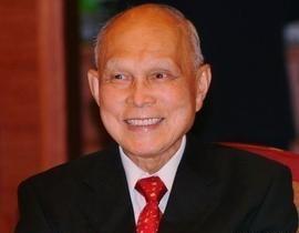 1996年，张子强绑架李嘉诚的儿子李泽钜，拿到了10亿的赎金，接着张子强的手下提