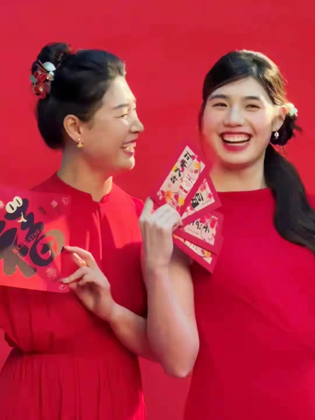 中国游泳现役"八大金花"的家庭背景，拆开来看并不算显赫。江苏徐州的张雨霏，五