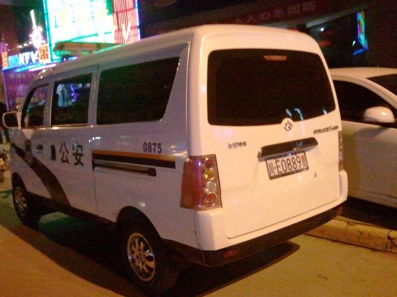 辽宁这接连发生的渔船倾覆事故太让人痛心了。11月9日和10日，两艘中国渔船先后在