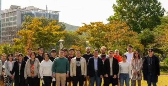 韩国又破防了，这次是因为人才。不是中国的人才比韩国有多优秀，而是韩国的退休之人一